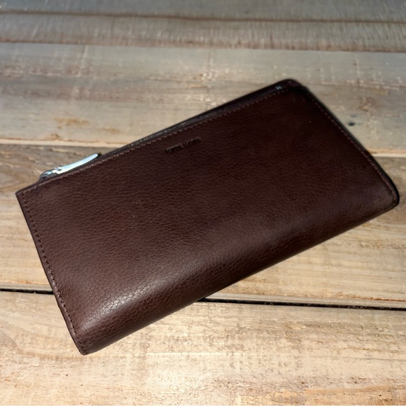 Fossil Brown Leather Wallet - Picture 3 of 6